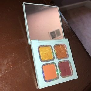 KYLIE X KOURT eyeshadow